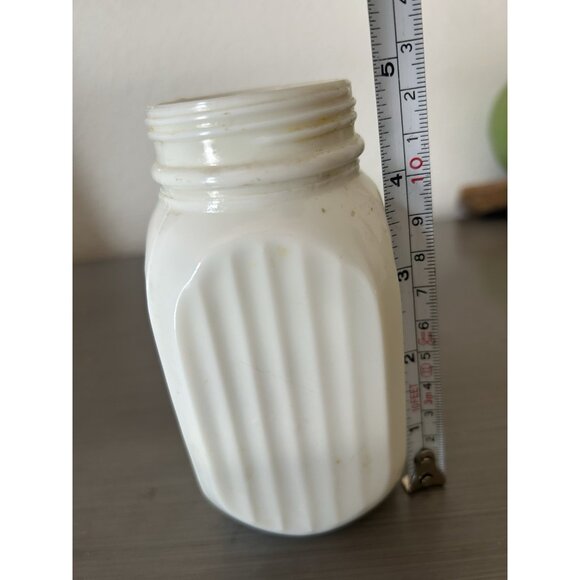 Vintage 1930s Ribbed White Milk Glass Spice Shaker Jar 5" - Picture 7 of 9